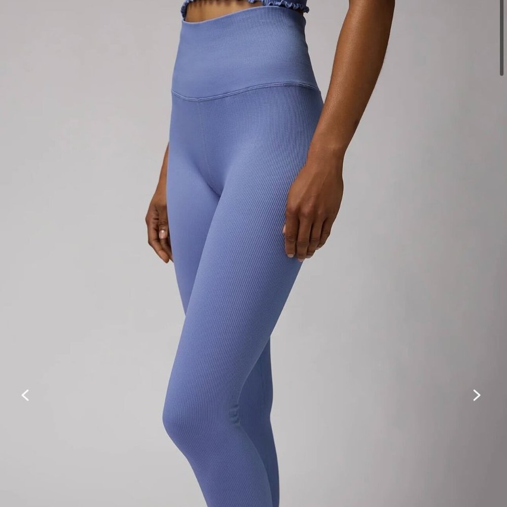 New, never worn - Spiritual Gangster - Love Sculpt Seamless Ruffle Leggings